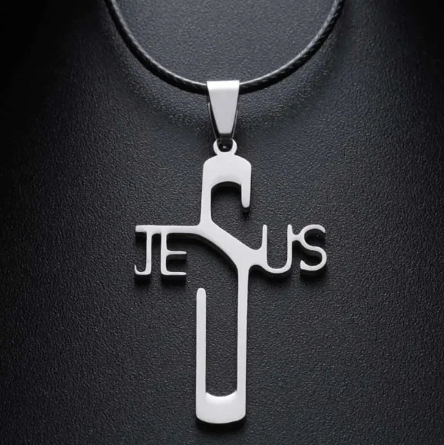 Collar con Colgante de Cruz Jesús